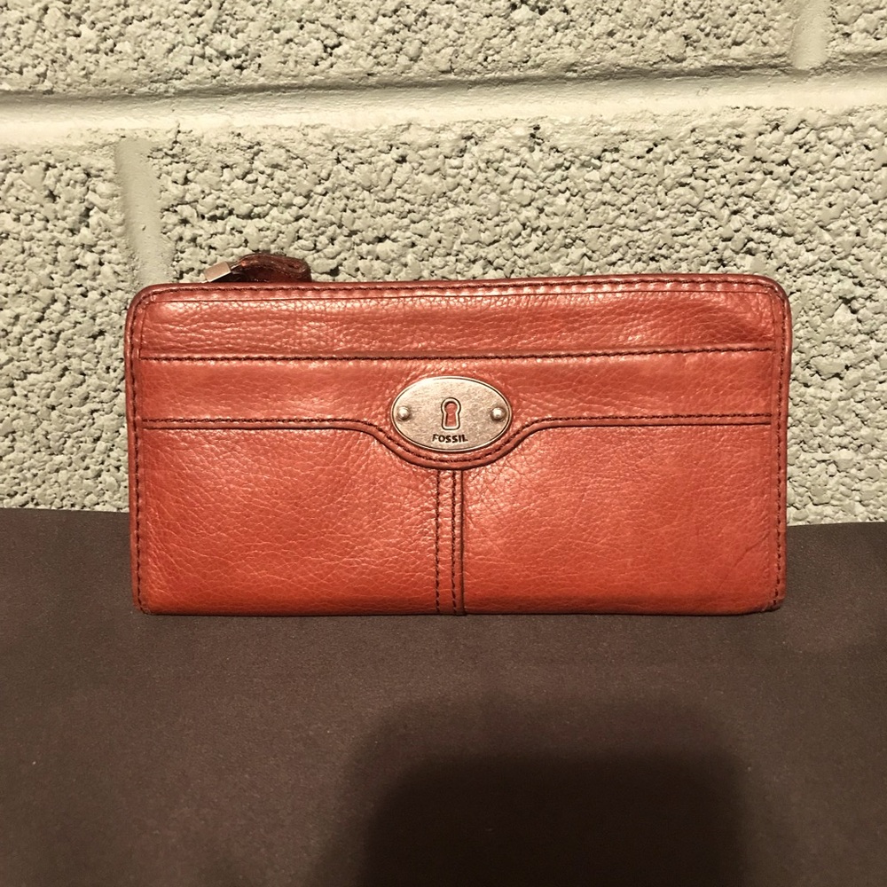 Fossil brand leather wallet